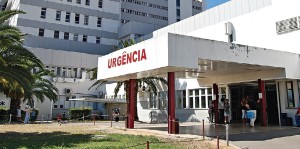 O responsável do hospital diz que não há tentativa de poupança interna por questões económicas