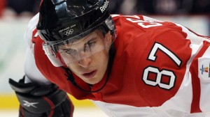 Sidney Crosby marcou o golo de ouro em 2010, e os canadianos esperam muito dele em Sochi (Bruce Bennett/Getty Images)