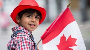 Tempo chuvoso e sombrio em partes do leste do Canadá não impediram milhares de pessoas de celebrar o 148º aniversário do país na quarta-feira