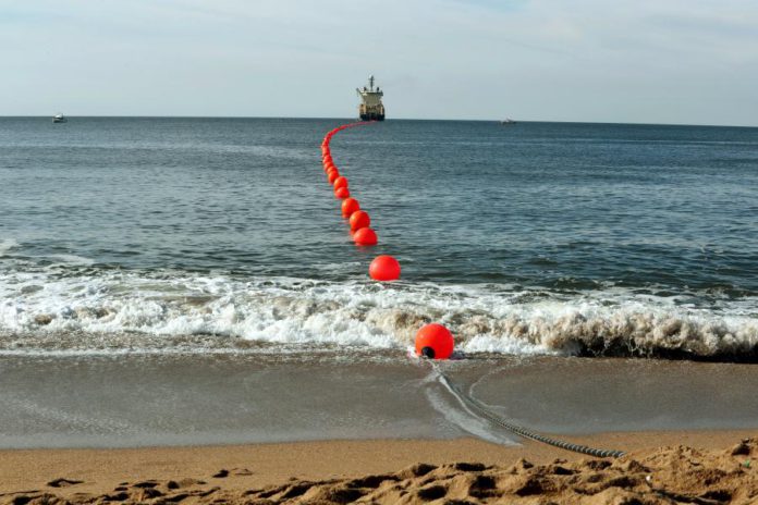 Cabo De Fibra Tica Submarino Entre Angola E Brasil J Chegou A