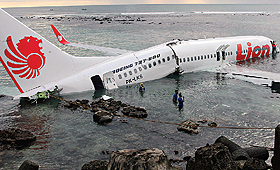 Avião cai na ilha de Bali, na Indonésia, ponto turístico de muitos portugueses