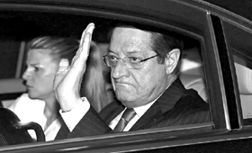 “É uma manobra para confundir os cidadãos” Nicos Anastasiades