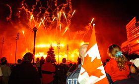 Canada Day na Mel Lastman Square, em 2005. (Cidade de Toronto)