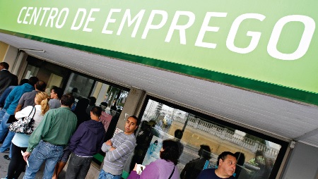 Há cada vez mais filas nos centros de emprego