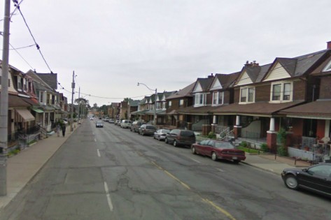 Dufferin Street a sul da Dundas. CORTESIA DO GOOGLE INC