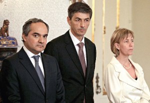 Os secretários de estado Joaquim Pais Jorge e Hélder Reis, e a ministra Maria Luís Albuquerque
