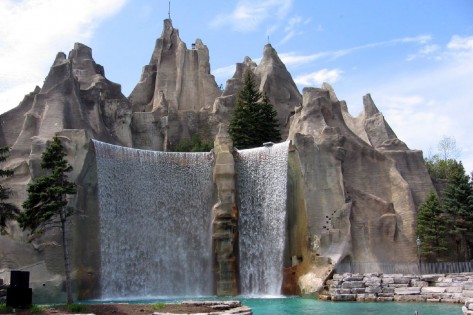 Arquivo: Wonder Mountain na Canada’s Wonderland, em Vaughan. Cortesia de Oliver Mallich via Flickr