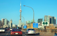 Imagem do arquivo da Gardiner Expressway. The Canadian press/Stephen C. Host