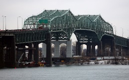 MONTREAL: PONTE CHAMPLIN COM PORTAGEM GARANTIDA