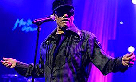 Bobby Womack no Auditório Stravinski, durante o Montreux Jazz Festival. (EPA/LAURENT GILLIERON)