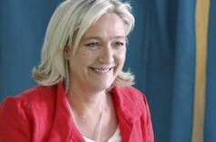 MARINE LE PEN ENVERGONHADA COM DECLARAÇÕES ANTISSEMITAS DO SEU PAI