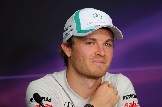 NICO ROSBERG RENOVA COM A MERCEDES