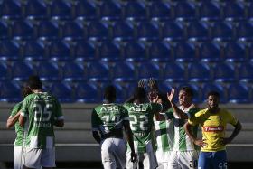 RIO AVE GOLEIA NO ESTORIL (5-1), COM “HAT-TRICK” DE HASSAN, E LIDERA I LIGA