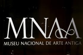 MUSEU DE ARTE ANTIGA EXIBE CINCO PEÇAS DE OURIVESARIA SETECENTISTA PORTUGUESA