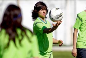 SELEÇÃO FEMININA DE FUTEBOL SUB-19 JÁ ESTÁ FOCADA NO JOGO COM A RÚSSIA