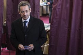 EX-PRESIDENTE FRANCÊS NICOLAS SARKOZY ANUNCIA REGRESSO À VIDA POLÍTICA