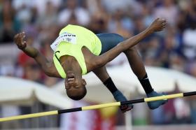 BARSHIM TORNA-SE O SEGUNDO MELHOR DE SEMPRE NO SALTO EM ALTURA