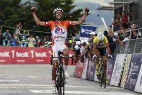 EDGAR PINTO GANHOU PRÉMIO DE CICLISTA DO ANO DA FPC