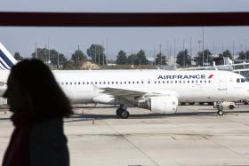 AIR FRANCE PREVÊ CANCELAMENTO DE 59% DOS VOOS NA SEGUNDA-FEIRA