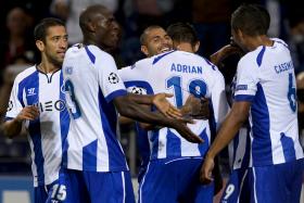 FC PORTO GOLEIA BATE POR 6-0, COM TRÊS DE BRAHIMI