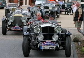 DUZENTOS CARROS HISTÓRICOS NO VALOR DE 15 ME A PARTIR DE SEXTA-FEIRA EM LEIRIA