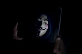 ANONYMOUS DIVULGA DADOS DE PORTAIS OFICIAIS DA CHINA, EM APOIO AOS PROTESTOS EM HONG KONG