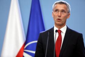 NATO “MANTÉM-SE VIGILANTE” FACE A ATIVIDADE AÉREA MILITAR RUSSA – STOLTENBERG