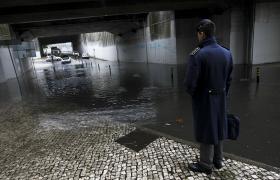 MAU TEMPO: CALÇADA DE CARRICHE E TÚNEIS DO CAMPO GRANDE REABERTOS AO TRÂNSITO