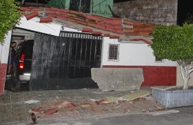 PELO MENOS UM MORTO APÓS SISMO DE 7,4 AO LARGO DA COSTA DE EL SALVADOR