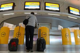 PILOTOS DA COMPANHIA ALEMÃ LUFTHANSA MARCAM NOVA GREVE PARA TERÇA-FEIRA