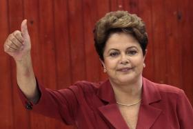 ELEIÇÕES/BRASIL: DILMA ROUSSEFF À FRENTE, COM 95% DOS VOTOS APURADOS