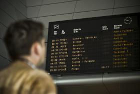 AMBIENTE CALMO NO AEROPORTO DE LISBOA APESAR DOS 30 VOOS CANCELADOS DEVIDO À GREVE