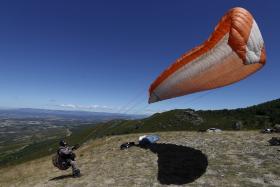 UM FERIDO GRAVE EM QUEDA DE PARAPENTE EM MONTEMOR-O-VELHO