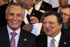 CAVACO SILVA CONDECORA HOJE DURÃO BARROSO POR SERVIÇOS “DE EXTRAORDINÁRIA RELEVÂNCIA”