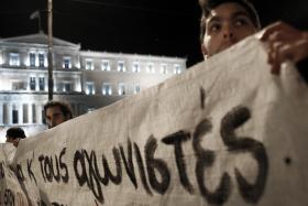 CERCA DE 25 MIL MANIFESTANTES PROTESTAM CONTRA AUSTERIDADE EM ATENAS