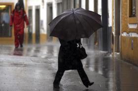 CHUVA E VENTO FORTES NA SEGUNDA-FEIRA EM TODO O CONTINENTE