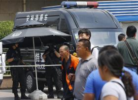 QUINZE MORTOS E 14 FERIDOS EM “ATAQUE TERRORISTA” NA REGIÃO CHINESA DE XINJIANG