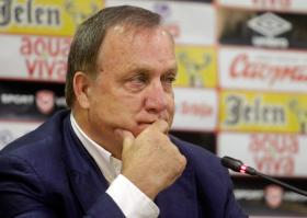 DICK ADVOCAAT DEMITE-SE DO CARGO DE SELECIONADOR DE FUTEBOL DA SÉRVIA