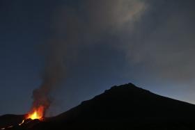 VULCÃO DO FOGO MANTÉM “OSCILAÇÃO ESTÁVEL” DESDE SEXTA-FEIRA