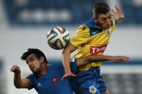 BELENENSES E AROUCA EMPATAM 0-0 NO RESTELO