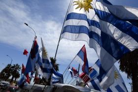 EX-PR TABARÉ VÁZQUEZ FAVORITO NAS PRESIDENCIAIS DE HOJE NO URUGUAI