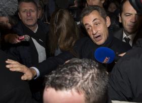 SARKOZY PROMETE ALTERNATIVA À “SITUAÇÃO CATASTRÓFICA” DE FRANÇA