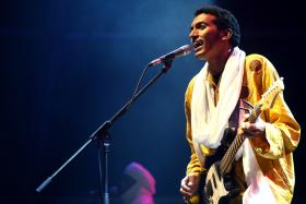 CONCERTO DO GUITARRISTA BOMBINO HOJE EM LISBOA FOI ADIADO PARA SEXTA-FEIRA