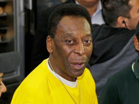 PELÉ PASSA DOS CUIDADOS INTENSIVOS PARA OS INTERMÉDIOS