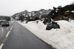 ESTRADAS DE ACESSO AO MACIÇO CENTRAL DA SERRA DA ESTRELA REABERTAS AO TRÂNSITO