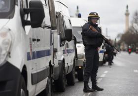 PARIS/ATENTADOS: PELO MENOS QUATRO REFÉNS MORTOS EM SUPERMERCADO DE PARIS
