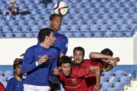 BELENENSES E PENAFIEL ‘ANULAM-SE’ NO RESTELO