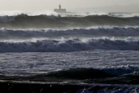 COSTA PORTUGUESA SOB AVISO AMARELO DEVIDO À AGITAÇÃO MARÍTIMA E VENTO FORTE