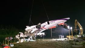 ACIDENTE DE AVIÃO EM TAIWAN CAUSOU 31 MORTOS E 15 FERIDOS