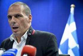 ACORDO COM EUROGRUPO FOI “PRIMEIRO PASSO” PARA ACABAR COM MEMORANDO – VAROUFAKIS